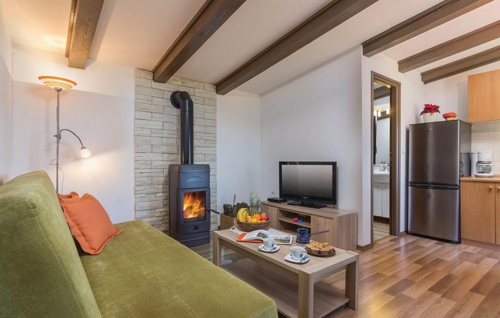 Vacation Home Latini Hum 外观 照片